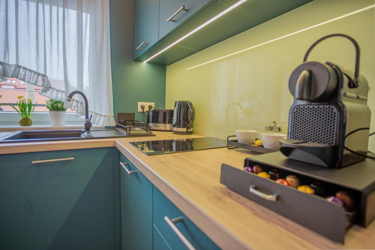 Viktoria Apartman Gyula Ngoại thất bức ảnh