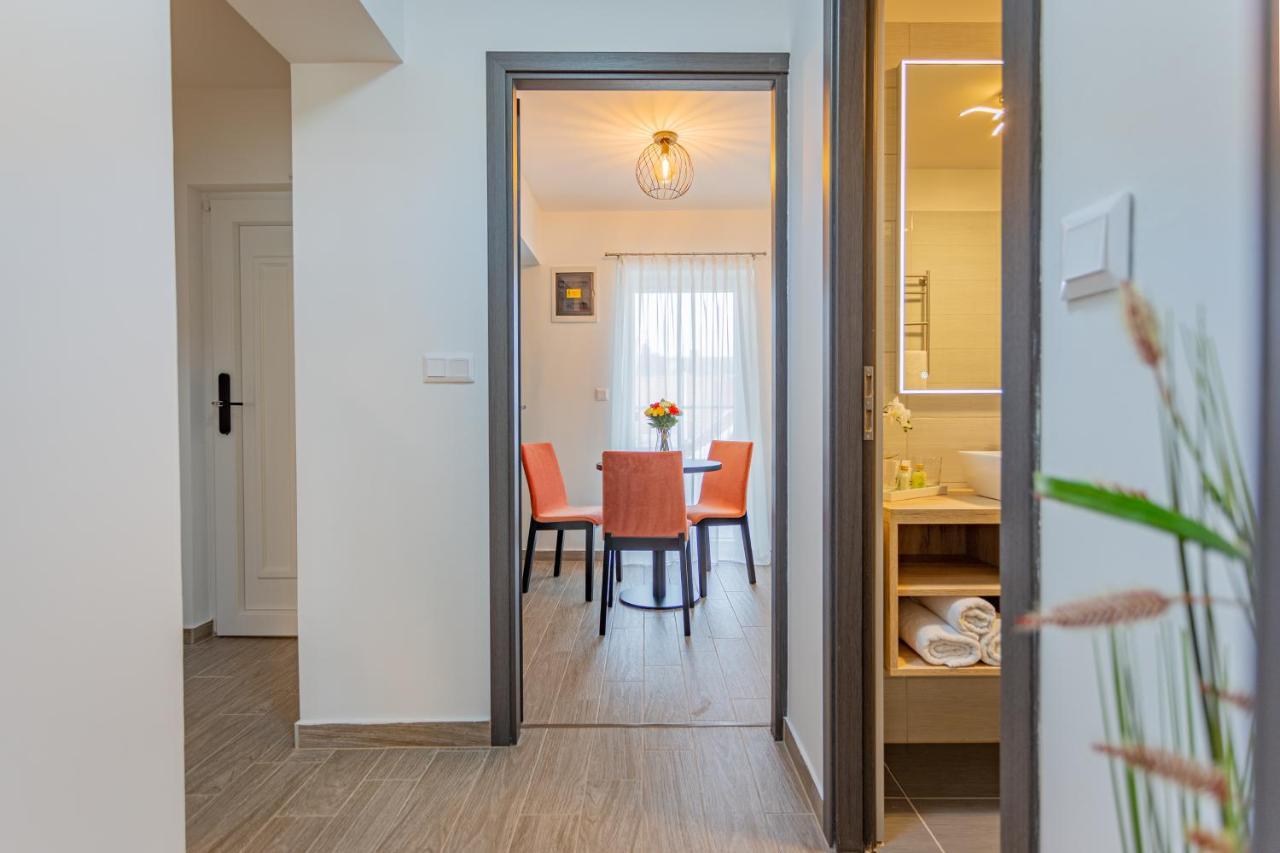 Viktoria Apartman Gyula Ngoại thất bức ảnh