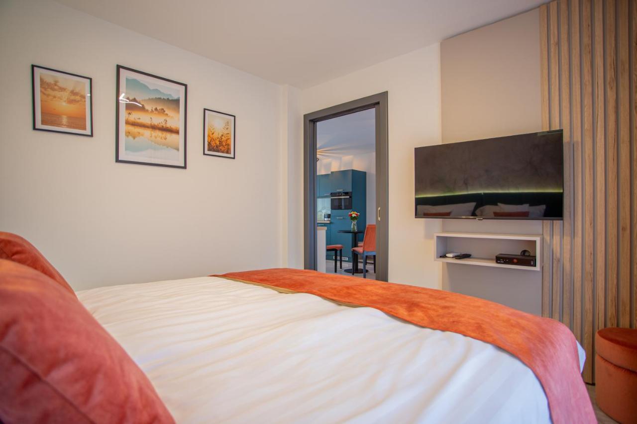 Viktoria Apartman Gyula Ngoại thất bức ảnh