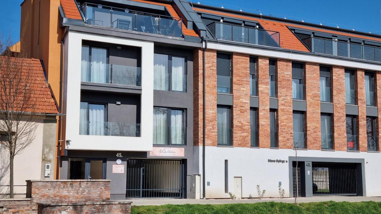 Viktoria Apartman Gyula Ngoại thất bức ảnh